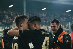 Jelang Debut di Timnas, Idzes Bawa Pulang Kemenangan untuk Venezia!