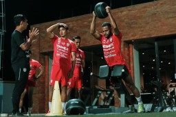 Rahasia Teco Jaga Stamina Pemain Bali United: Latihan Keras dan Konsisten!