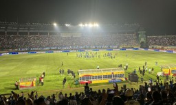 Persib Bandung Libas Bali United 3-0, Maung Melaju ke Final