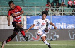 Madura United Dibantai Persija 1-4