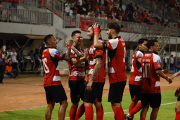 Mitkov Borong Gol, Madura United Taklukkan Persijap 2-0