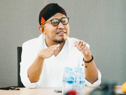 Medali Perdana Sumenep di POPDA 2026, Bupati Puji Perjuangan Atlet Renang