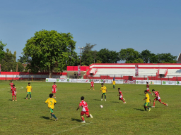 Ambunten Tundukkan Dasuk 2-1 di Piala AFSPORT U-17
