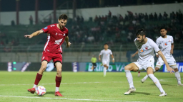 PSM Makassar Unggul atas Persebaya Berkat Gol Bunuh Diri Yuran Fernandes