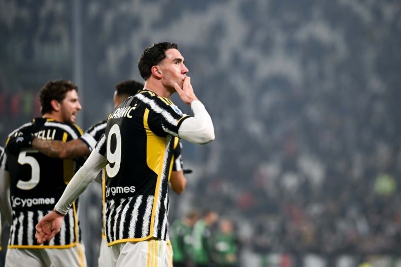 Dua gol Dusan Vlahovic bantu Menangkan Juventus Atas Sassuolo 3-0