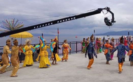 Pembukaan F1 Powerboat Danau Toba 2024 Dimeriahkan Ratusan Penari Adat