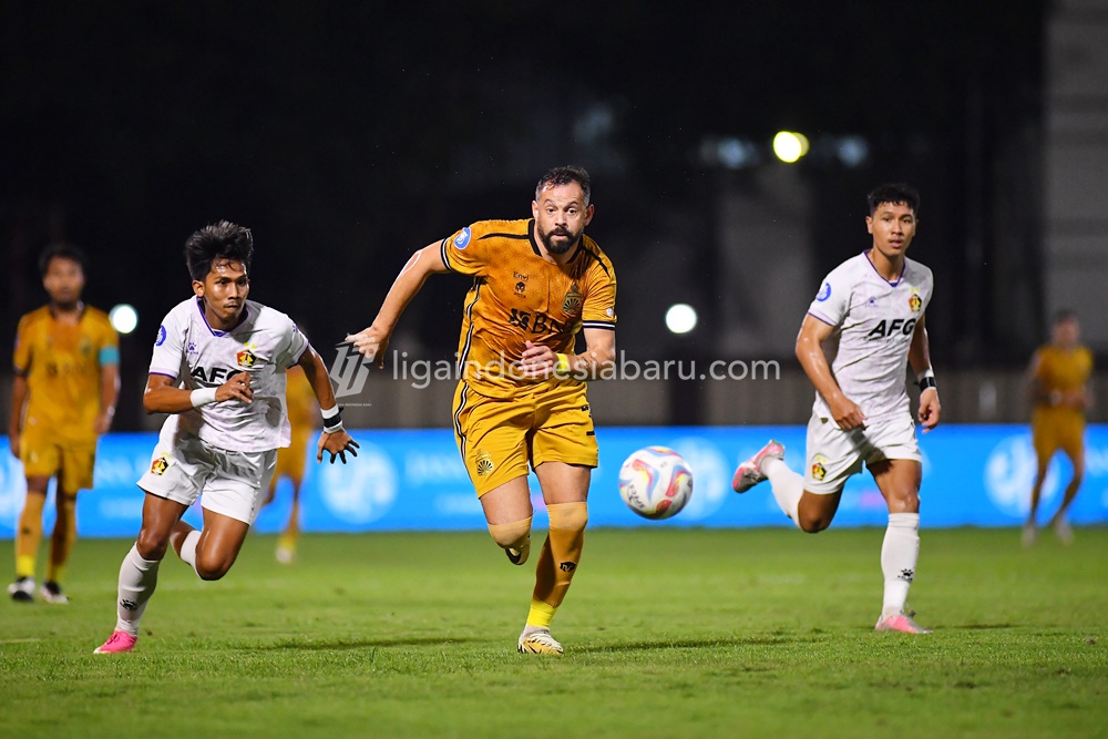 Menaklukkan Badai, The Guardian Bantai Persik 7-0!