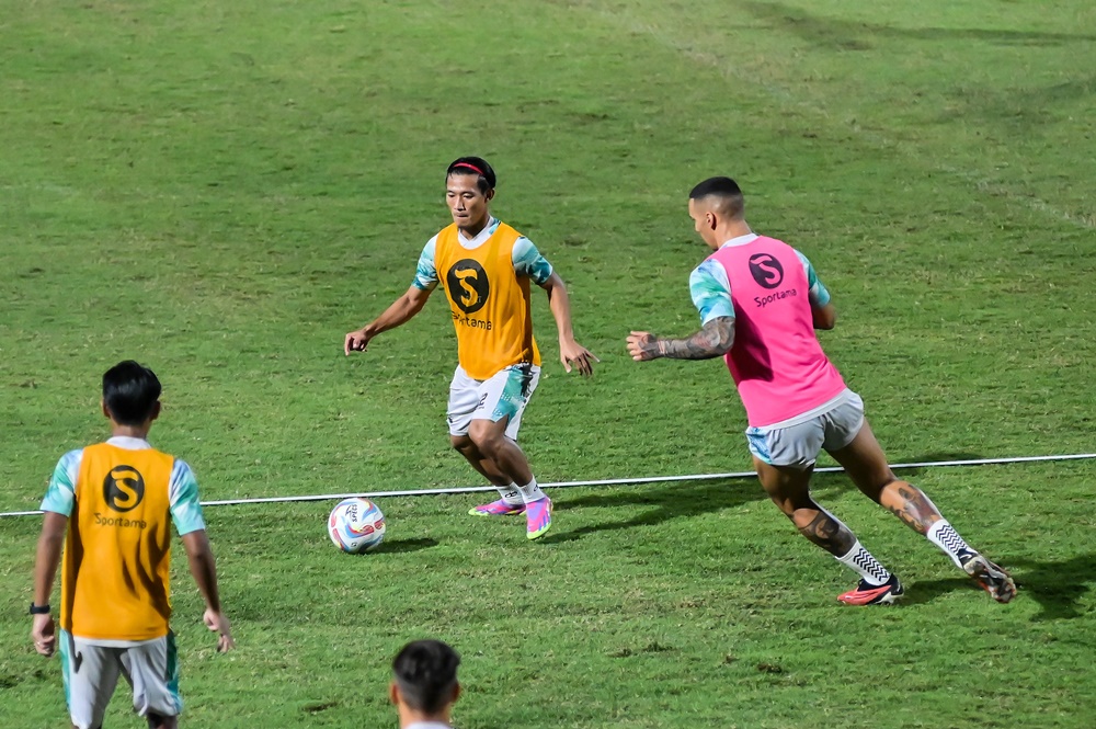 Persib Manfaatkan Waktu Tunda Kompetisi untuk Evaluasi dan Pemulihan