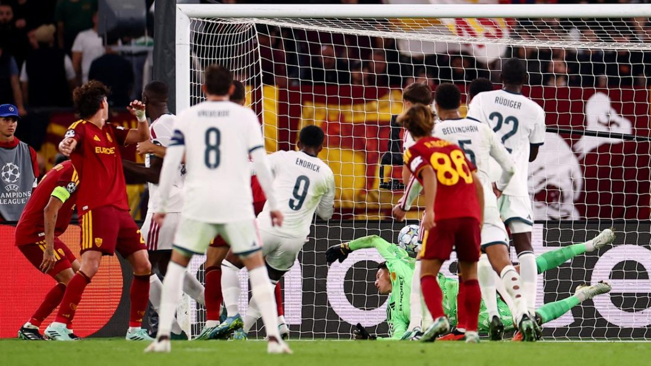 Real Madrid Comeback Dramatis, Hajar AS Roma 4-3 di Menit Akhir