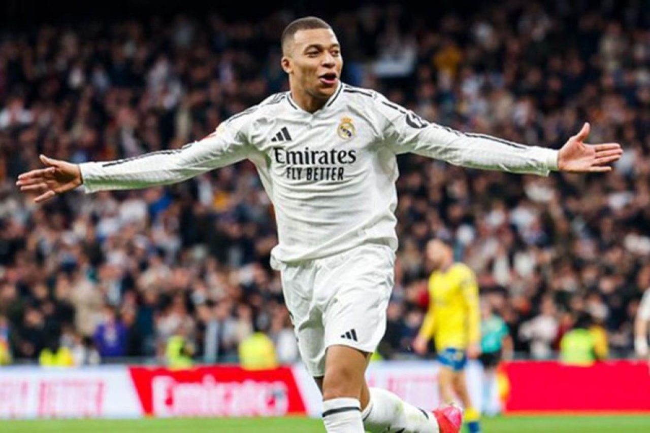 Mbappe Brace, Real Madrid Kalahkan Barcelona 2-1 di El Clasico