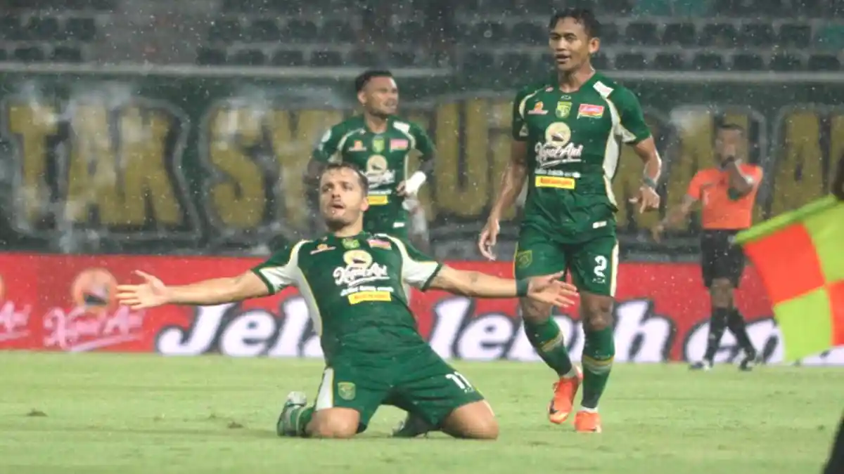 Derbi Suramadu: Persebaya Bungkam Madura United 3-1